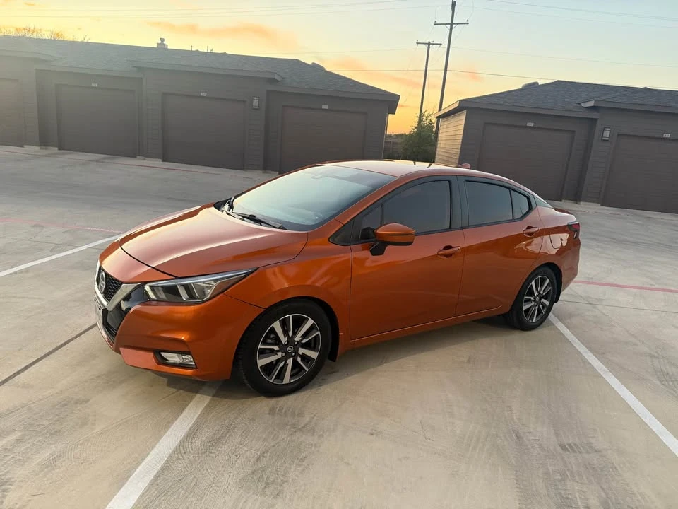 2020 Nissan Versa - Image 2 of 19