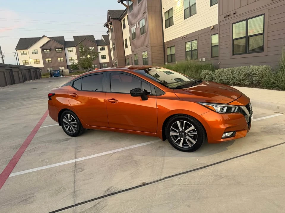 2020 Nissan Versa - Image 6 of 19