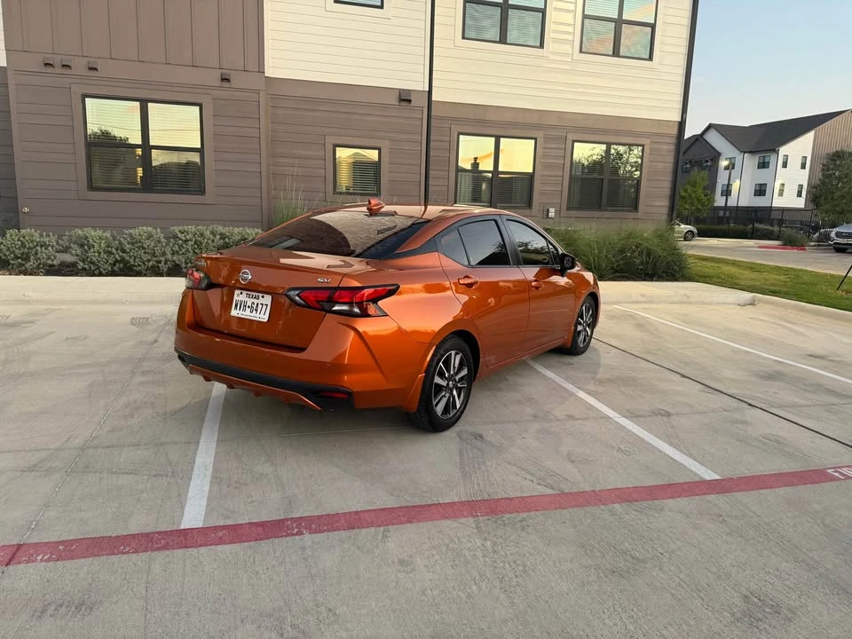 2020 Nissan Versa - Image 9 of 19