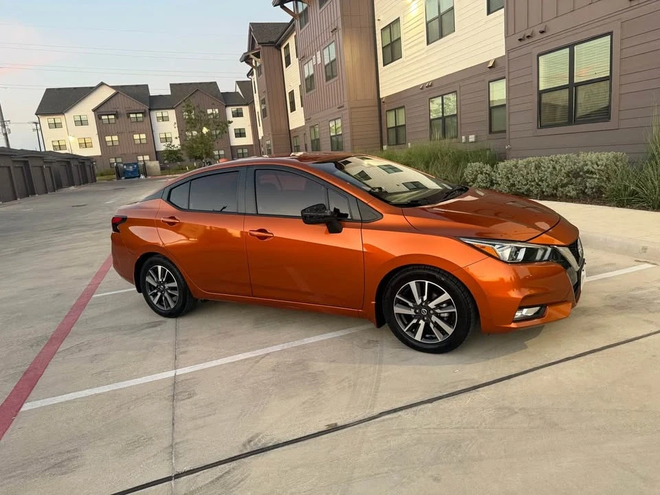 2020 Nissan Versa - Image 12 of 14
