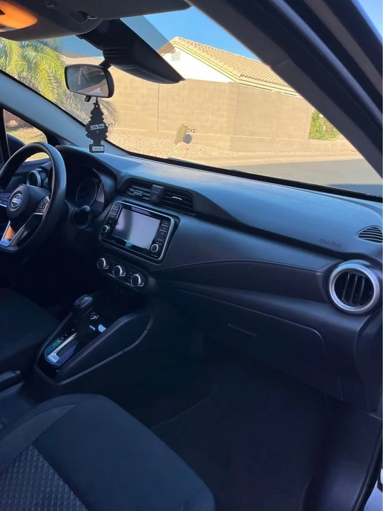 2020 Nissan Versa - Image 6 of 7