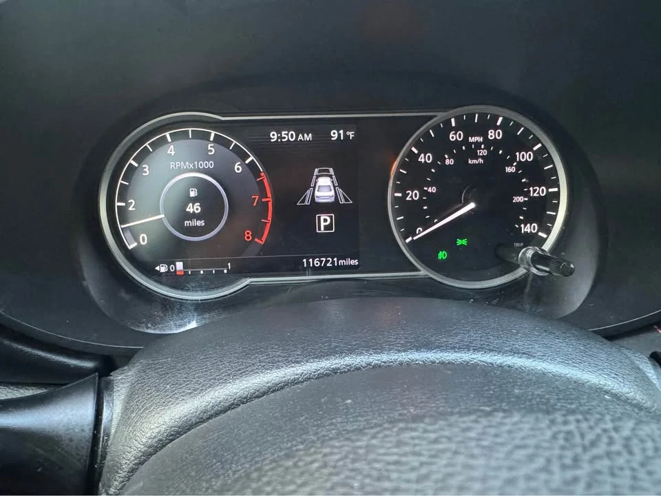 2020 Nissan Versa - Image 9 of 13