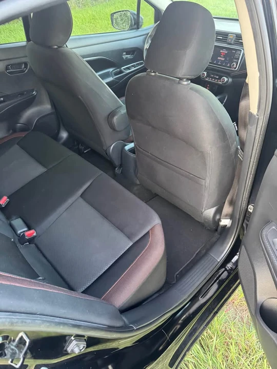 2020 Nissan Versa - Image 8 of 13