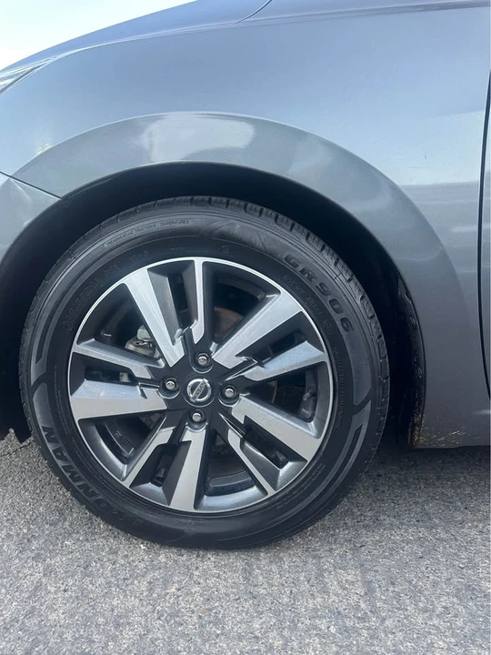 2020 Nissan Versa - Image 6 of 13