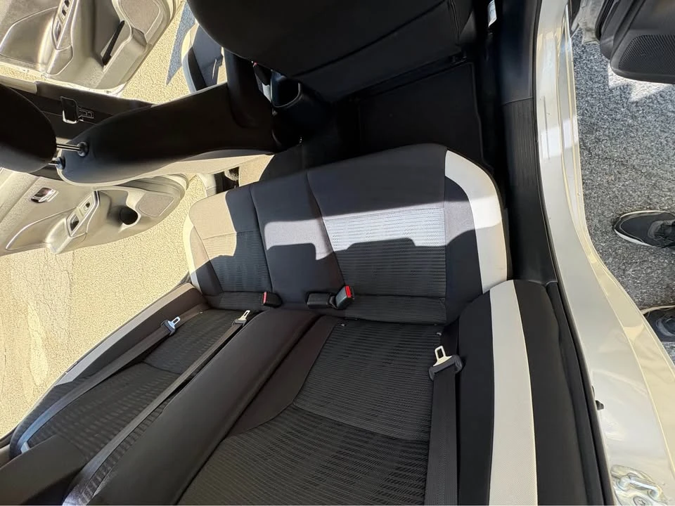 2020 Nissan Versa - Image 11 of 16