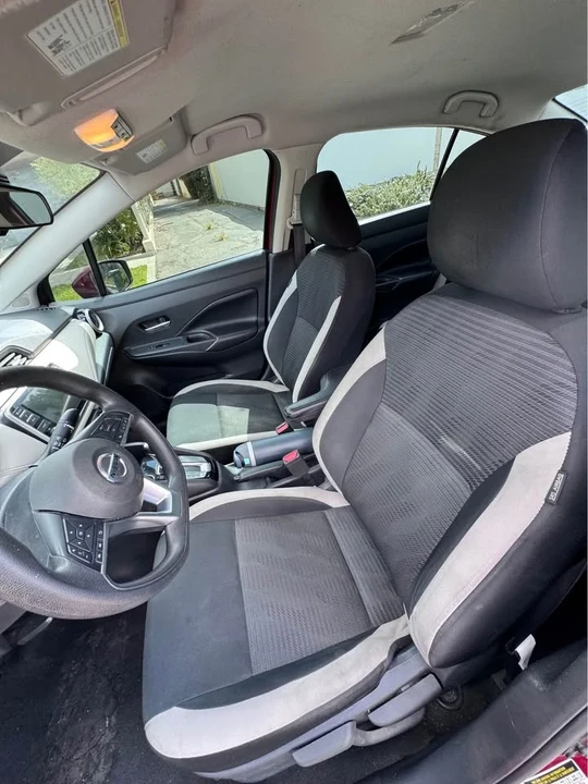 2020 Nissan Versa - Image 10 of 18