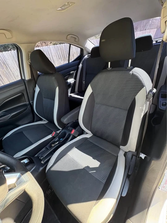 2020 Nissan Versa - Image 12 of 16
