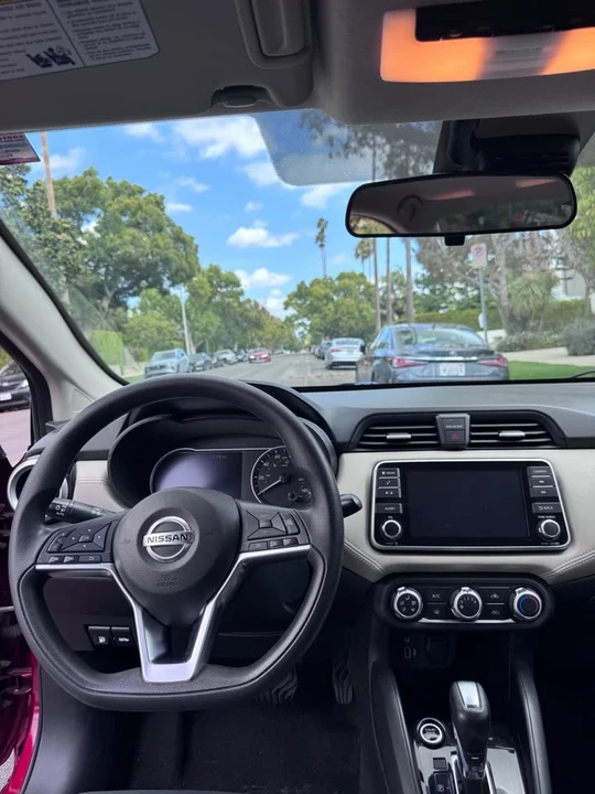 2020 Nissan Versa - Image 13 of 18