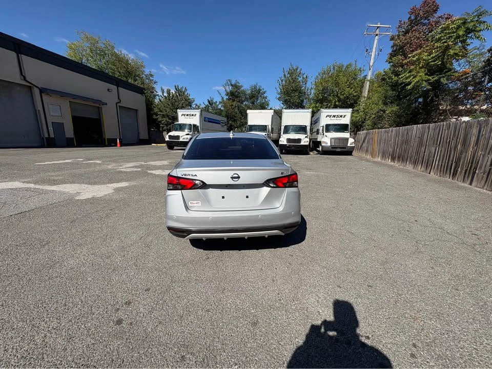 2020 Nissan Versa - Image 6 of 16
