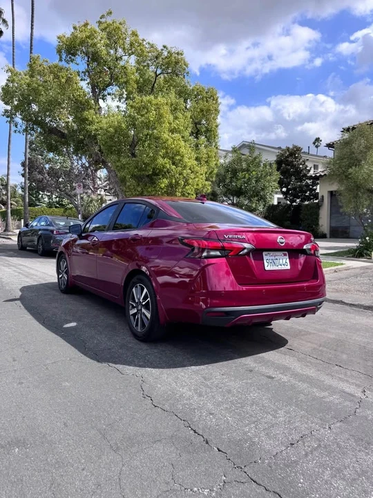 2020 Nissan Versa - Image 7 of 18
