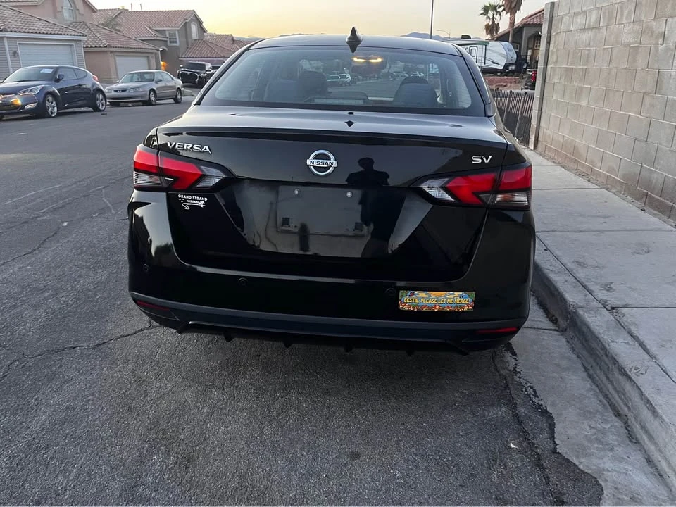 2020 Nissan Versa - Image 3 of 7