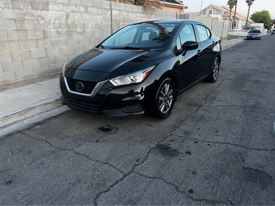 2020 Nissan Versa - Image 2 of 7