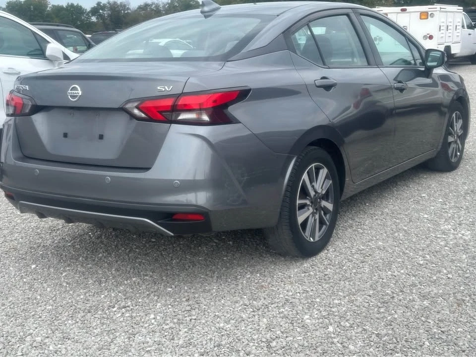 2020 Nissan Versa - Image 6 of 10