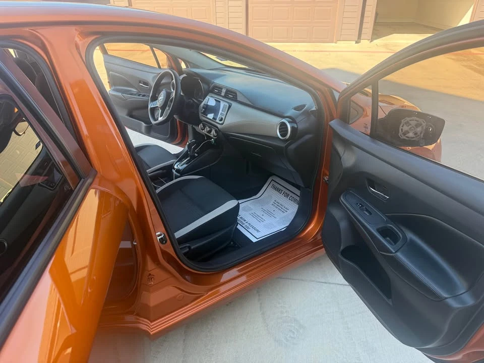 2020 Nissan Versa - Image 15 of 20