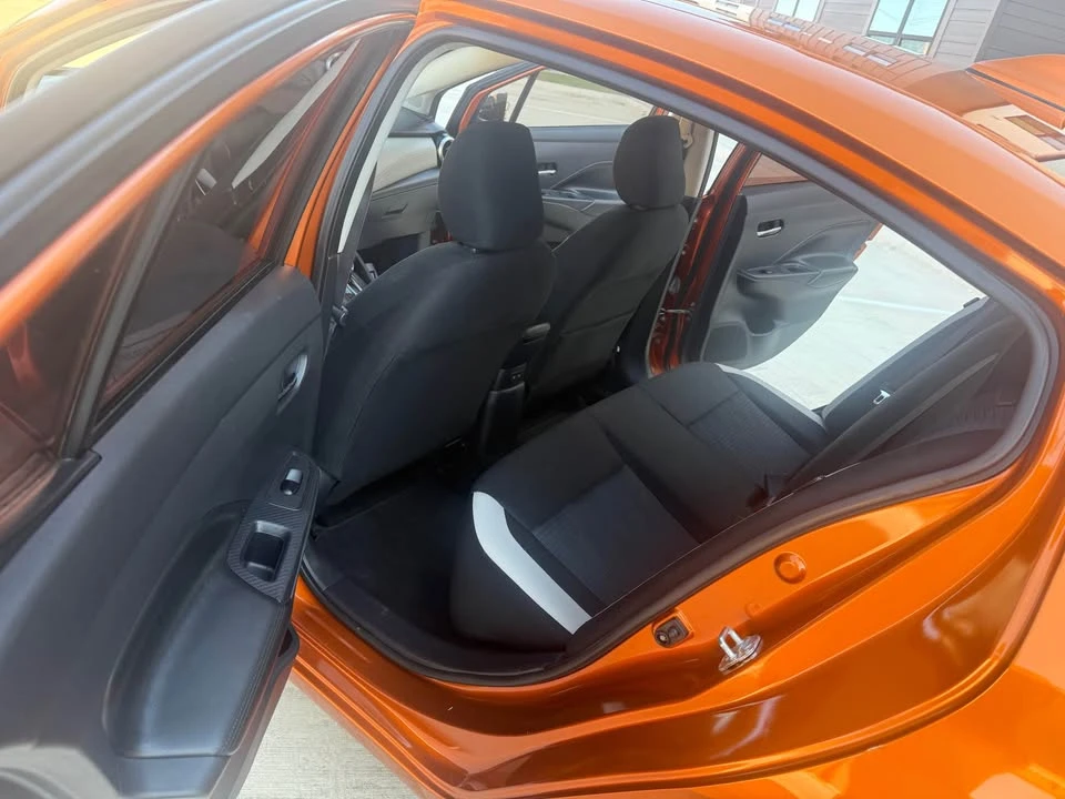 2020 Nissan Versa - Image 18 of 20