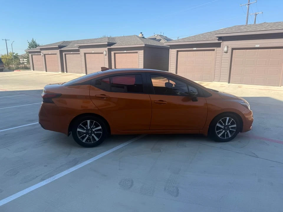 2020 Nissan Versa - Image 19 of 20