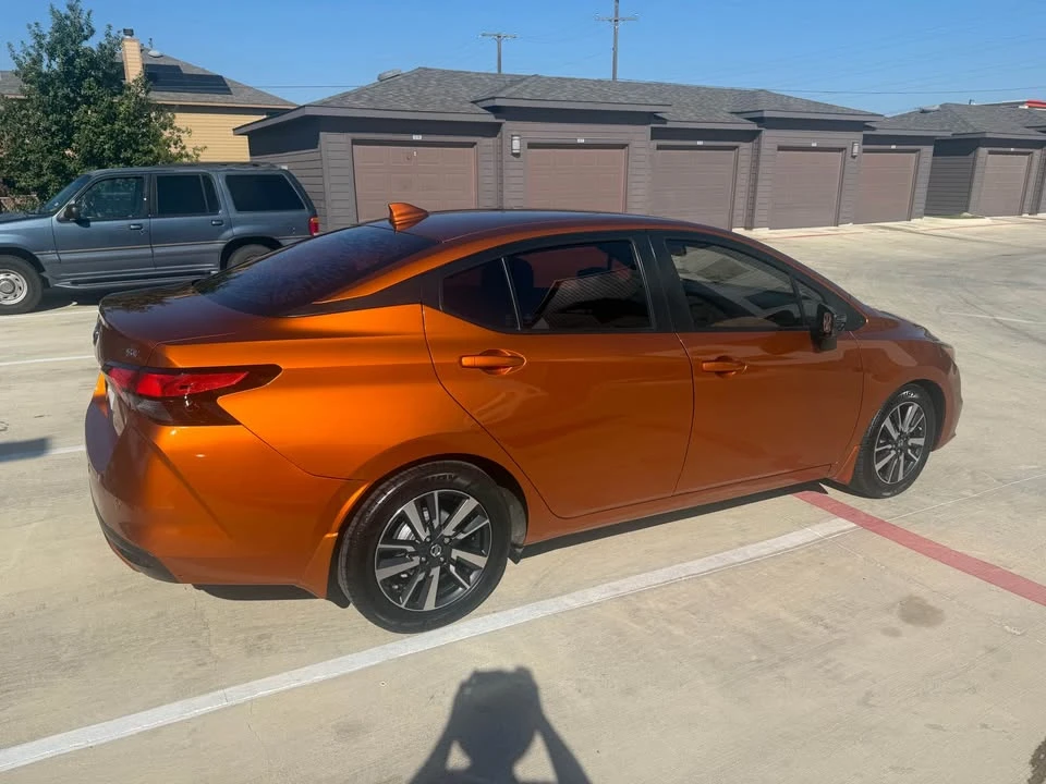 2020 Nissan Versa - Image 4 of 20