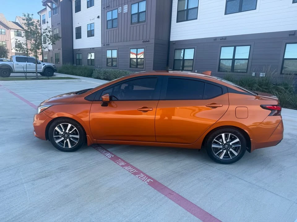 2020 Nissan Versa - Image 9 of 20