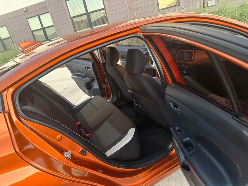 2020 Nissan Versa - Image 6 of 18