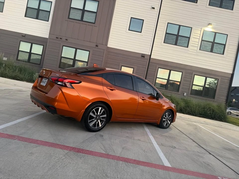 2020 Nissan Versa - Image 12 of 18