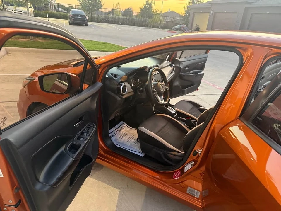 2020 Nissan Versa - Image 3 of 18