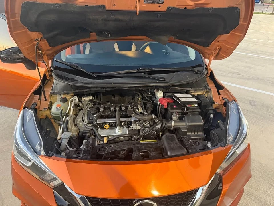 2020 Nissan Versa - Image 5 of 18