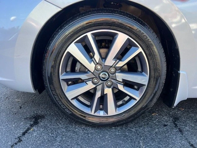 2020 Nissan Versa - Image 11 of 11