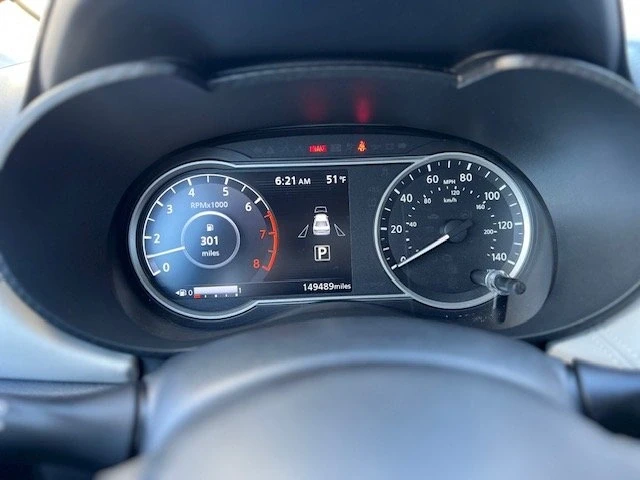 2020 Nissan Versa - Image 9 of 11