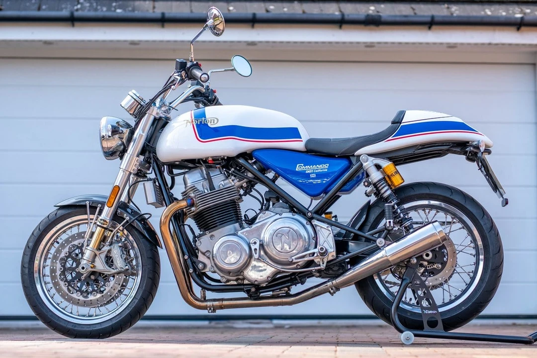 2020 Norton Commando - Image 11 of 30