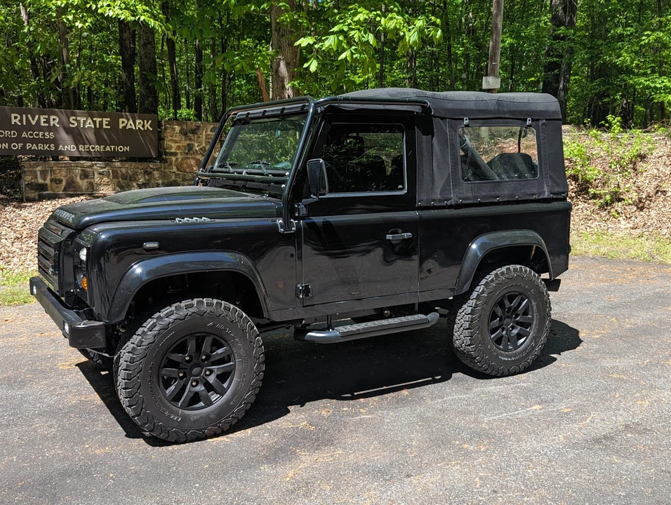 1995 Land Rover Defender L663 - Image 11 of 31