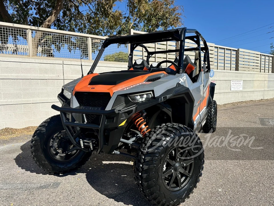 2020 Polaris - Image 14 of 18