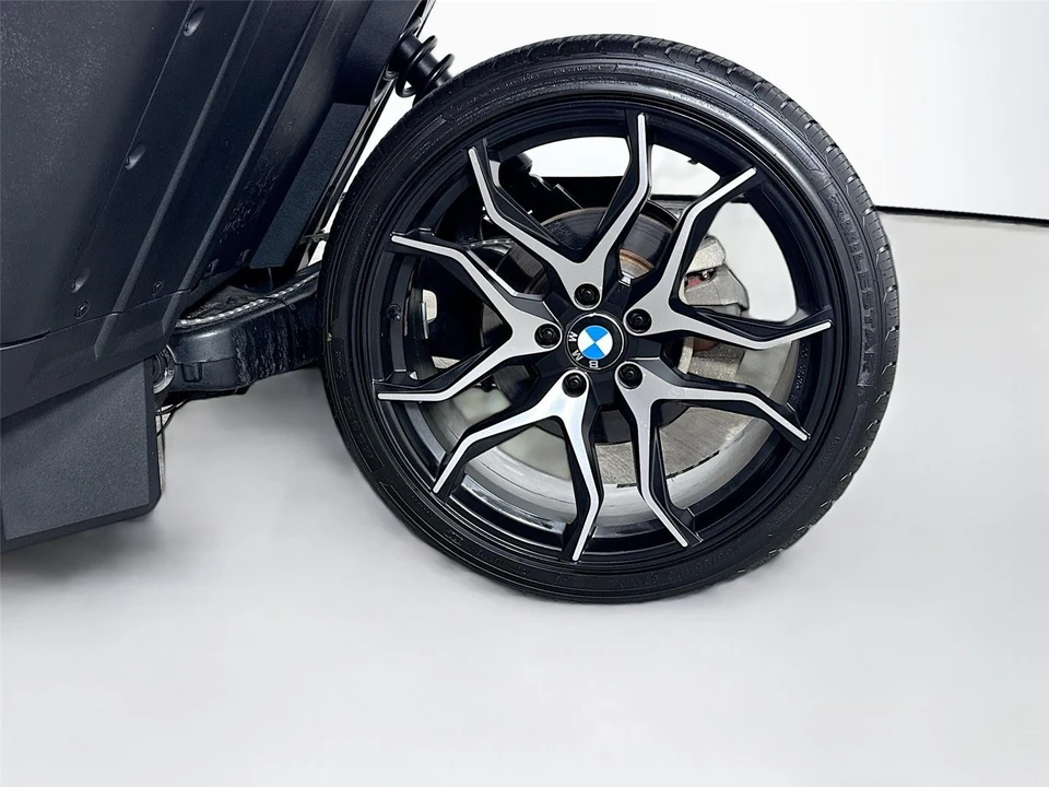 2020 Polaris Slingshot - Image 14 of 17