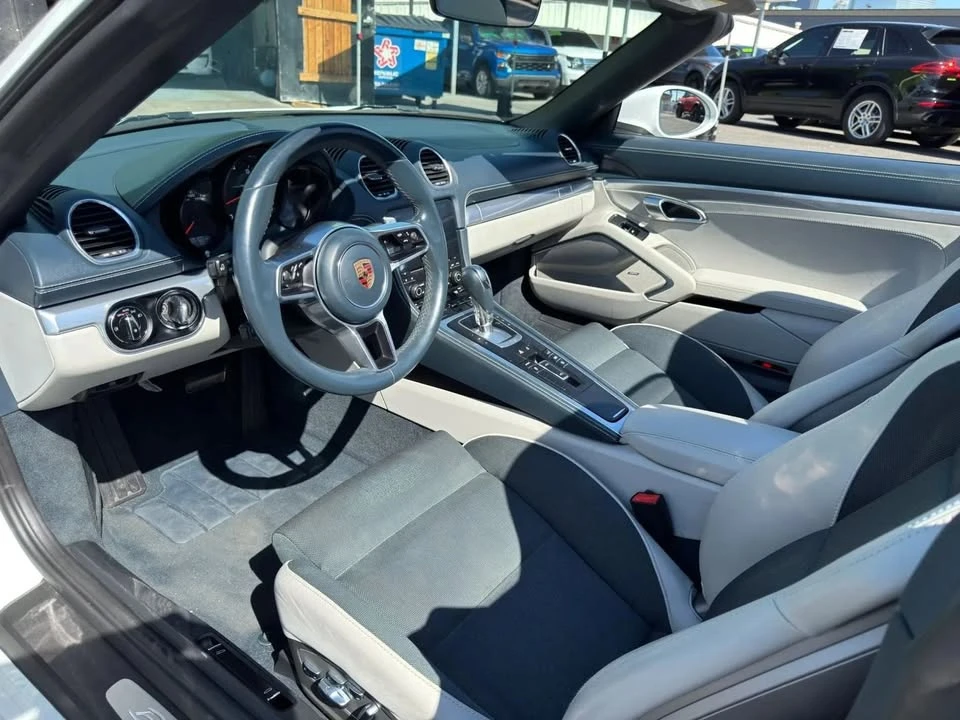 2020 Porsche 718 Boxster - Image 17 of 20