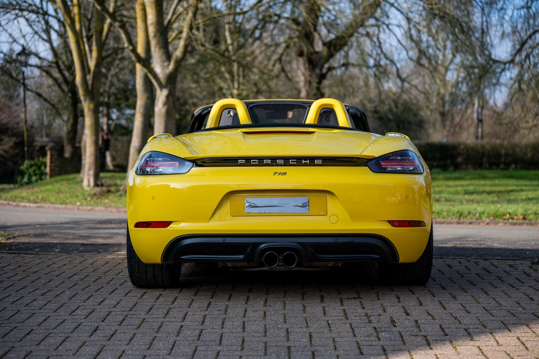 2020 Porsche 718 Boxster S - Image 14 of 31