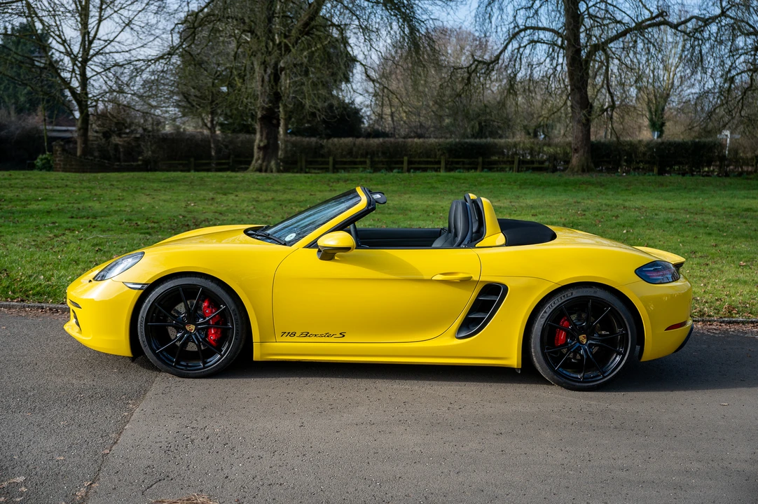 2020 Porsche 718 Boxster S - Image 5 of 31