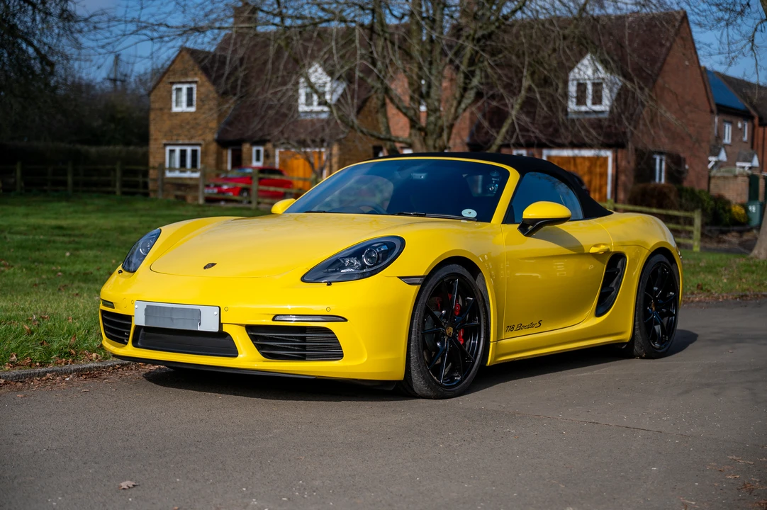 2020 Porsche 718 Boxster S - Image 11 of 31