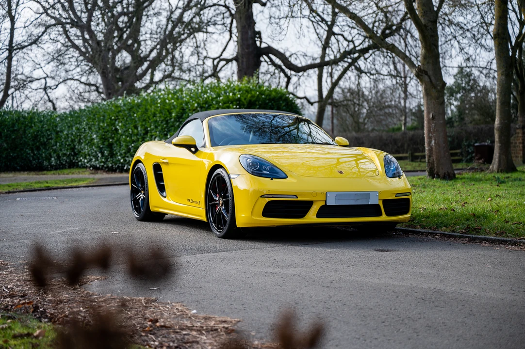 2020 Porsche 718 Boxster S - Image 9 of 31