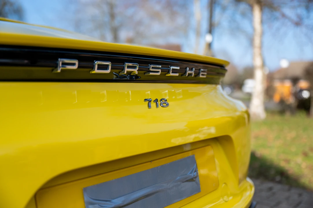2020 Porsche 718 Boxster S - Image 24 of 31