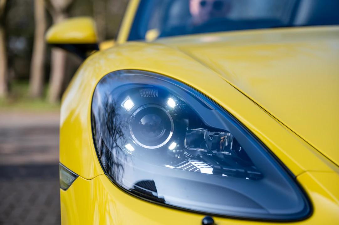 2020 Porsche 718 Boxster S - Image 25 of 31