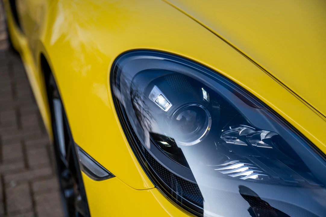2020 Porsche 718 Boxster S - Image 26 of 31