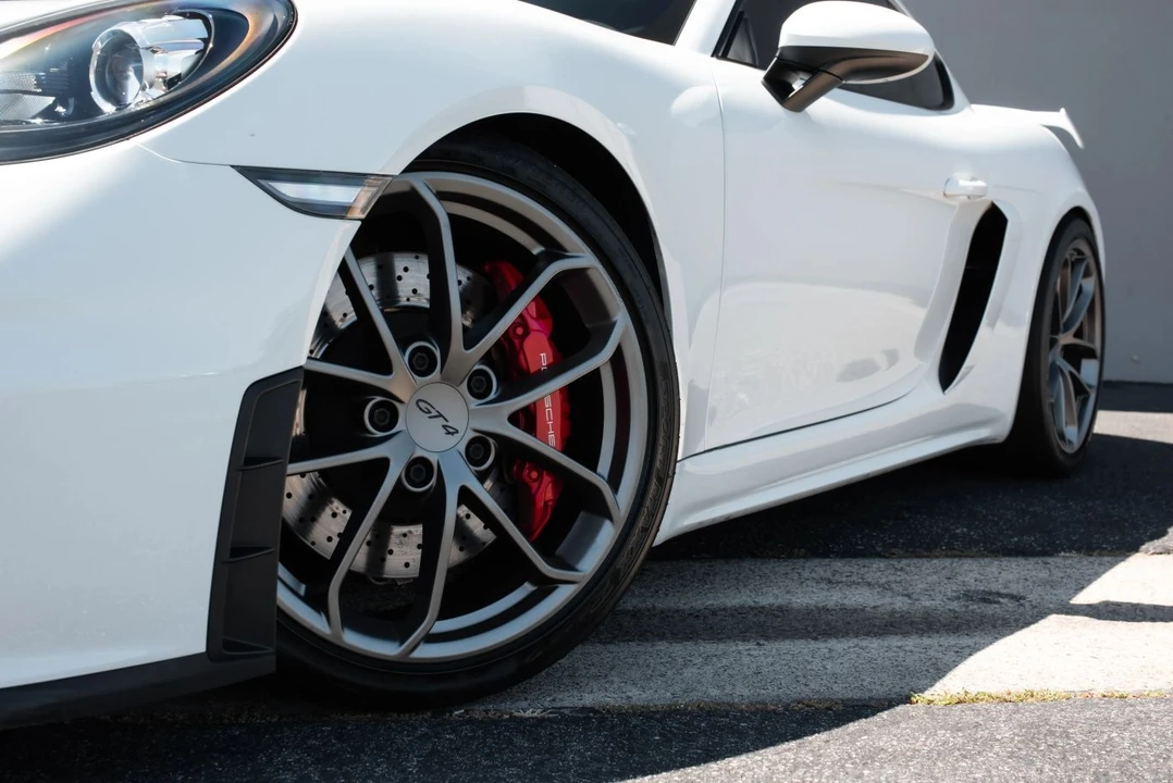 2020 Porsche 718 Cayman - Image 26 of 31