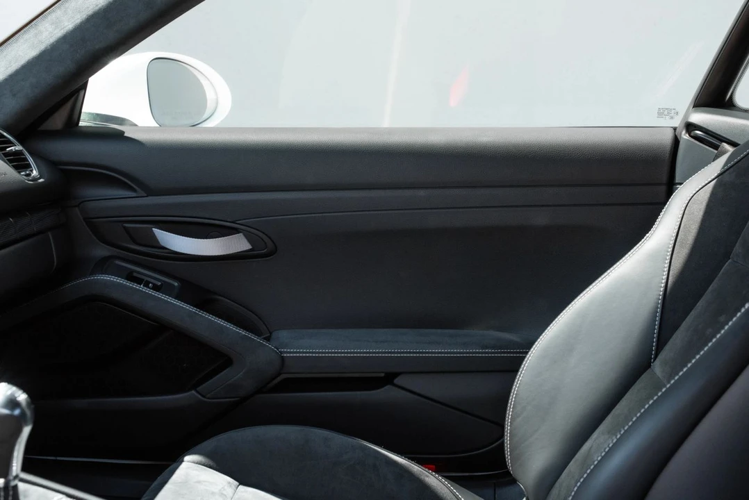 2020 Porsche 718 Cayman - Image 20 of 31