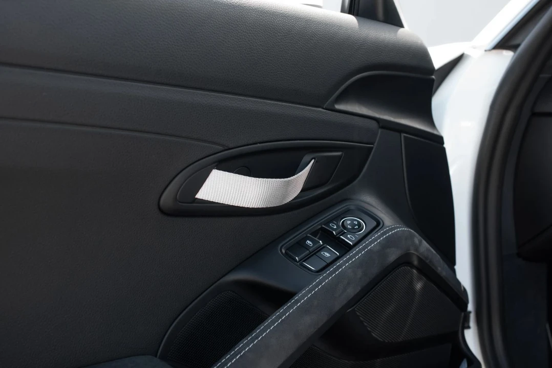 2020 Porsche 718 Cayman - Image 19 of 31