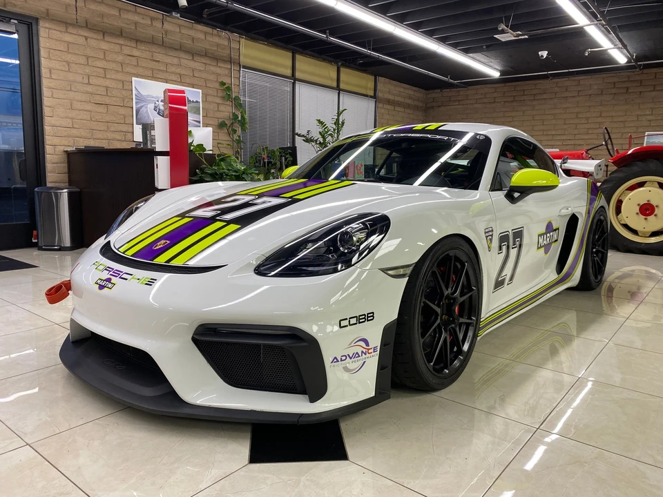 2020 Porsche 718 Cayman GT4 - Image 3 of 19