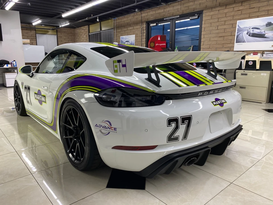 2020 Porsche 718 Cayman GT4 - Image 4 of 19