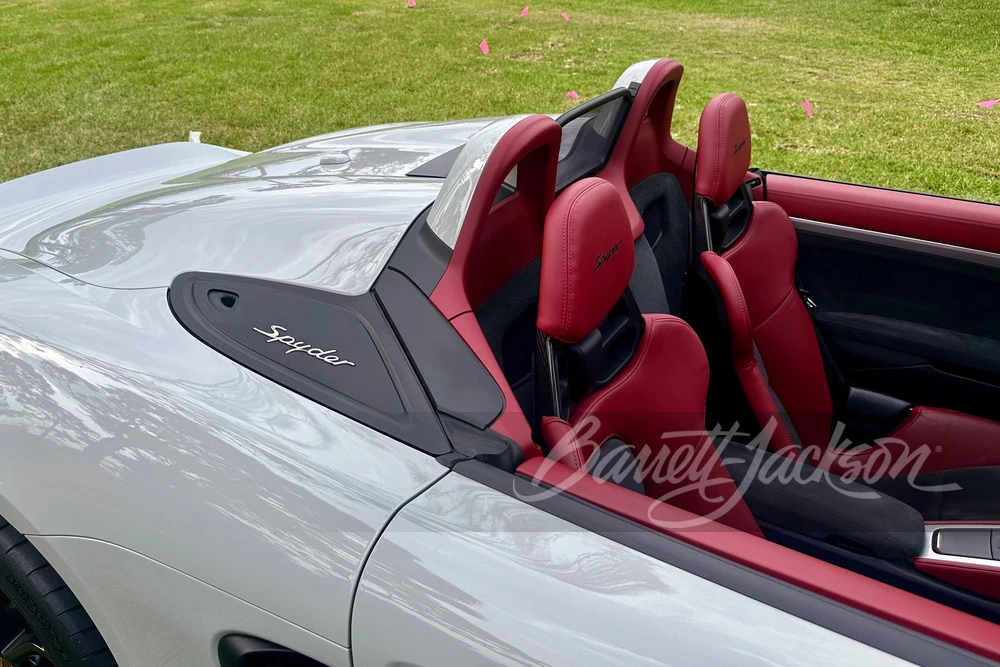 2020 Porsche 718 Boxster Spyder - Image 6 of 16