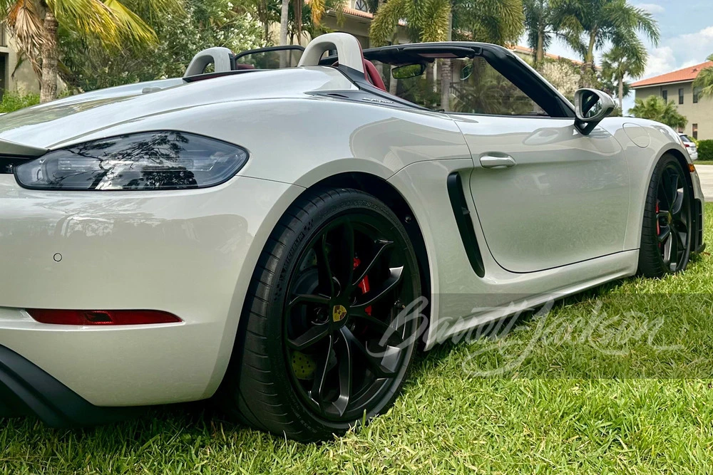 2020 Porsche 718 Boxster Spyder - Image 13 of 16