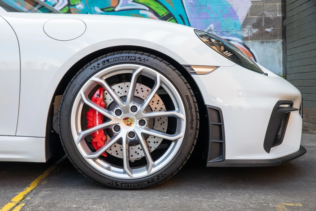 2020 Porsche 718 Boxster Spyder - Image 14 of 31