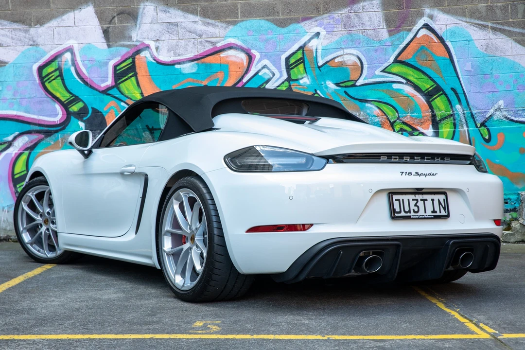 2020 Porsche 718 Boxster Spyder - Image 8 of 31