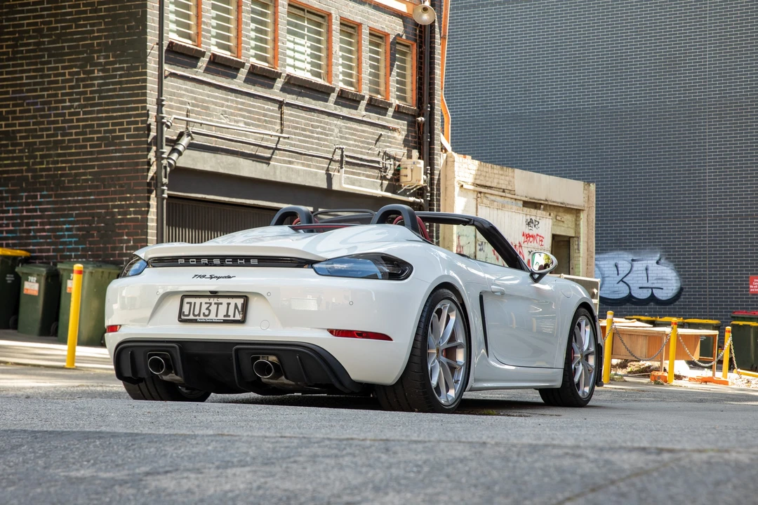 2020 Porsche 718 Boxster Spyder - Image 24 of 31